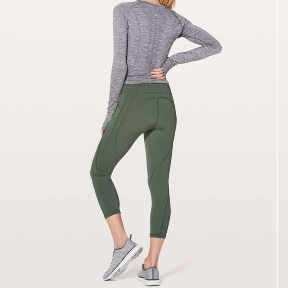 Lululemon Time To Sweat Crop 23” - Picture 3 of 6